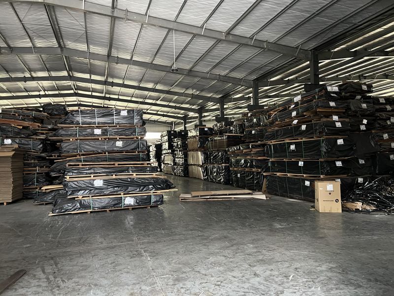 Dongguan Lingfeng Wood Industry Co., Ltd. linia produkcyjna producenta